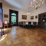 Musik - In Historical , Appartement *