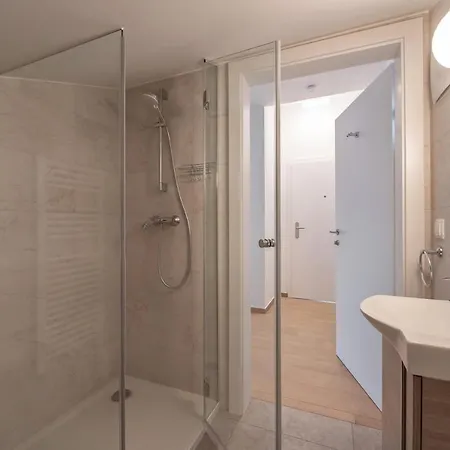 Daire Musik - In Historical , *