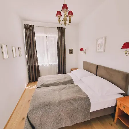 Apartment Musik - Historical In *