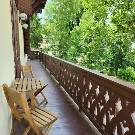 Musik - Historical In Apartment