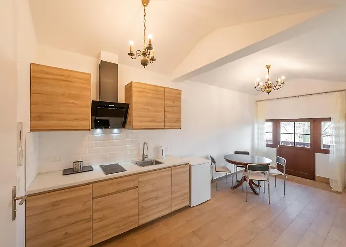 Musik - In Historical , דירה *