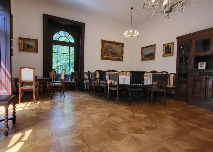 Musik - In Historical , Appartement *