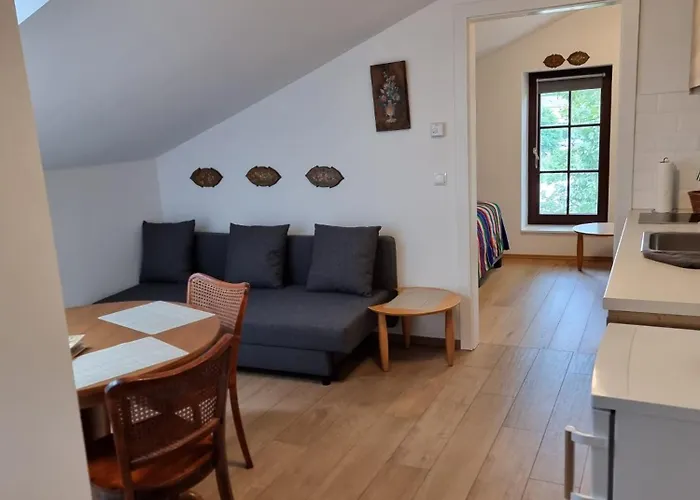 Musik - In Historical , Appartement