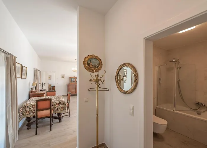 Musik - In Historical , דירה *