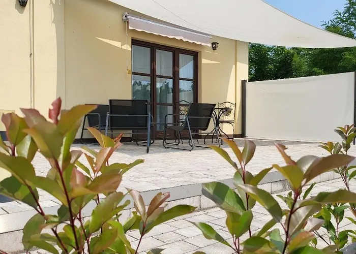 Musik - In Historical , דירה