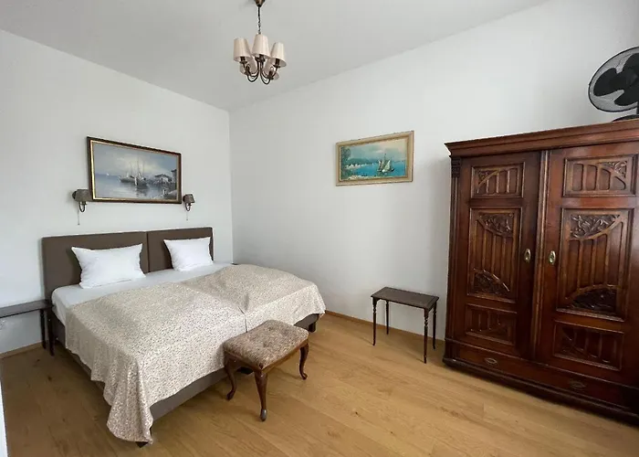 Musik - In Historical , Appartement *